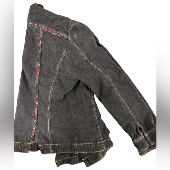 Dressbarn Jean and Plaid Jacket - Picture 13 of 13